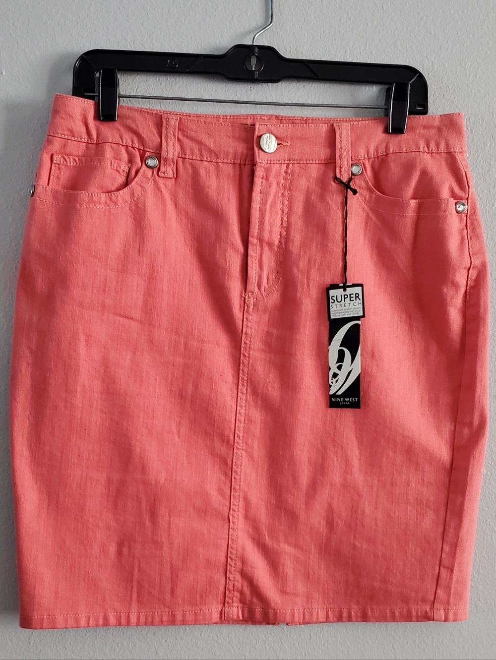 New Women's Size 8 Nine West Coral Denim Stretch Skirt Rhinestone Accents